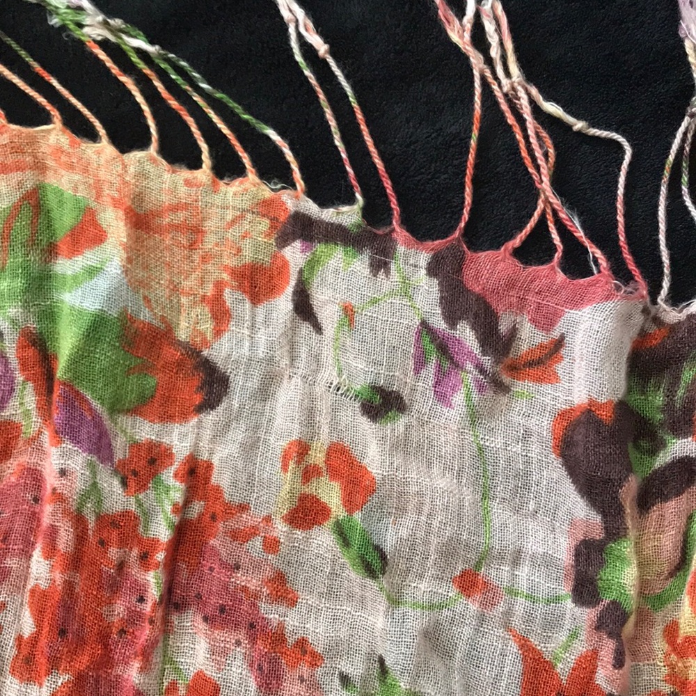 Lane Bryant pink floral scarf - Picture 3 of 4